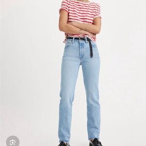Levi’s 501 Light Wash Women's Jeans